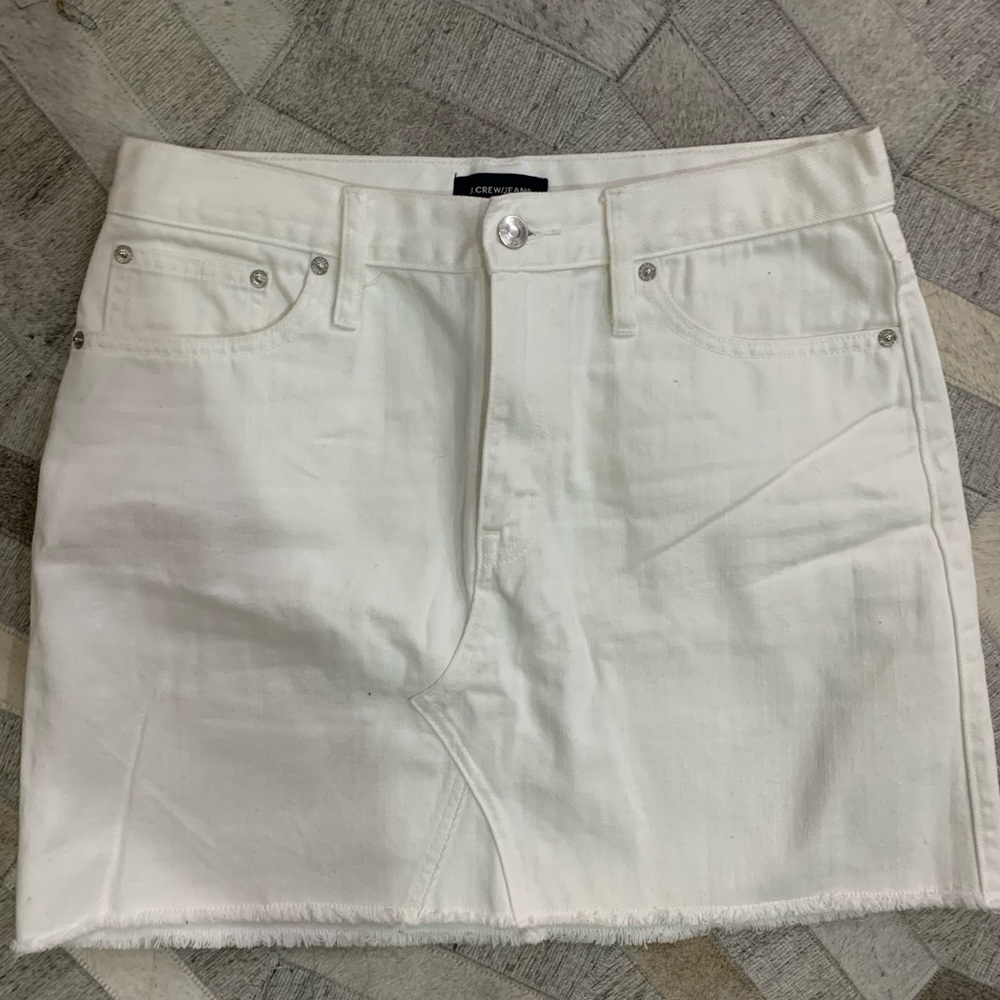 White denim skirt